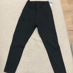 Black high waisted 7/8 length leggings